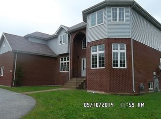 24539 S Stone Ridge Ln, Crete, IL 60417