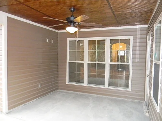 3919 Karaline Cir — Photo 18
