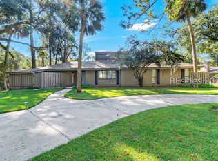 43 Woodbine Pl, Hilton Head Island, SC 29928