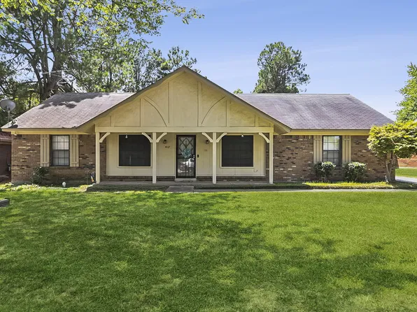 4107 Royalcrest Dr, Memphis, TN 38115