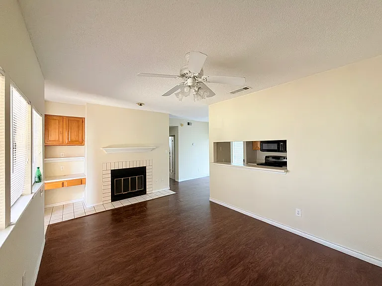 3001 Cedar St #114 — Photo 5