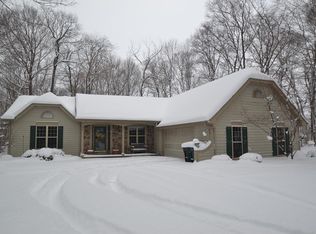 W197N16440 Hawthorn Cir, Jackson, WI