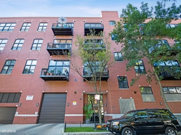 1934 N Washtenaw Ave APT 218, Chicago, IL 60647