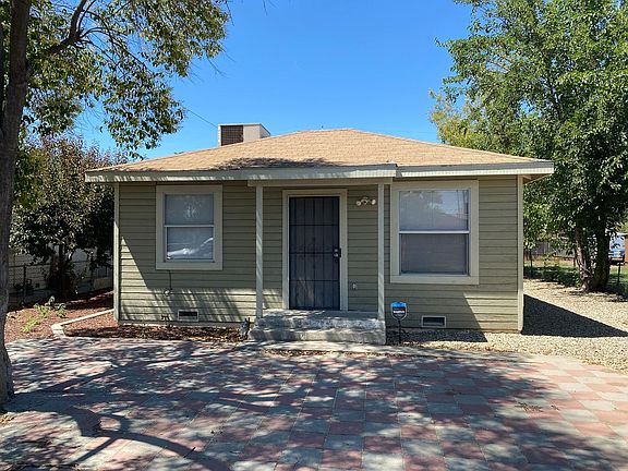 2nd image of 3541 E Clay Ave