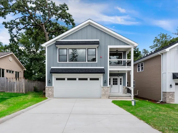 23907 N Overhill Dr, Lake Zurich, IL 60047