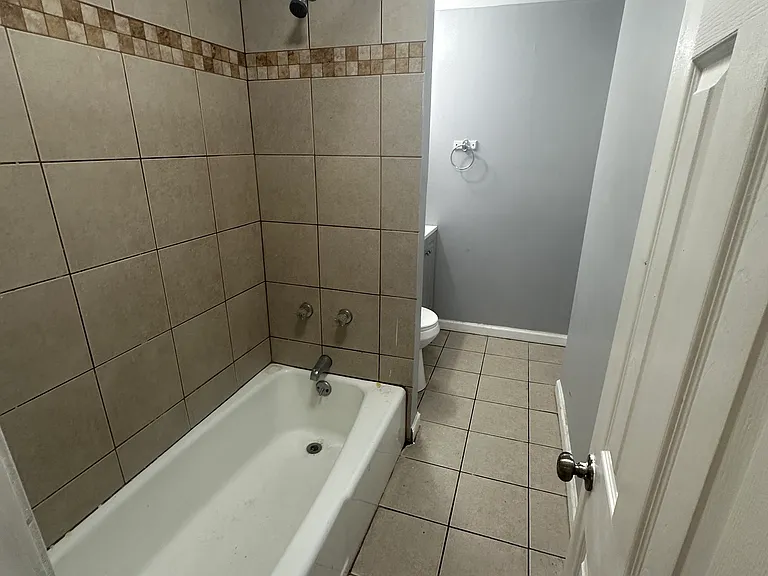 336 Exchange St #2 — Photo 17