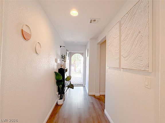 3rd image of 9205 Valley Betica Ave
