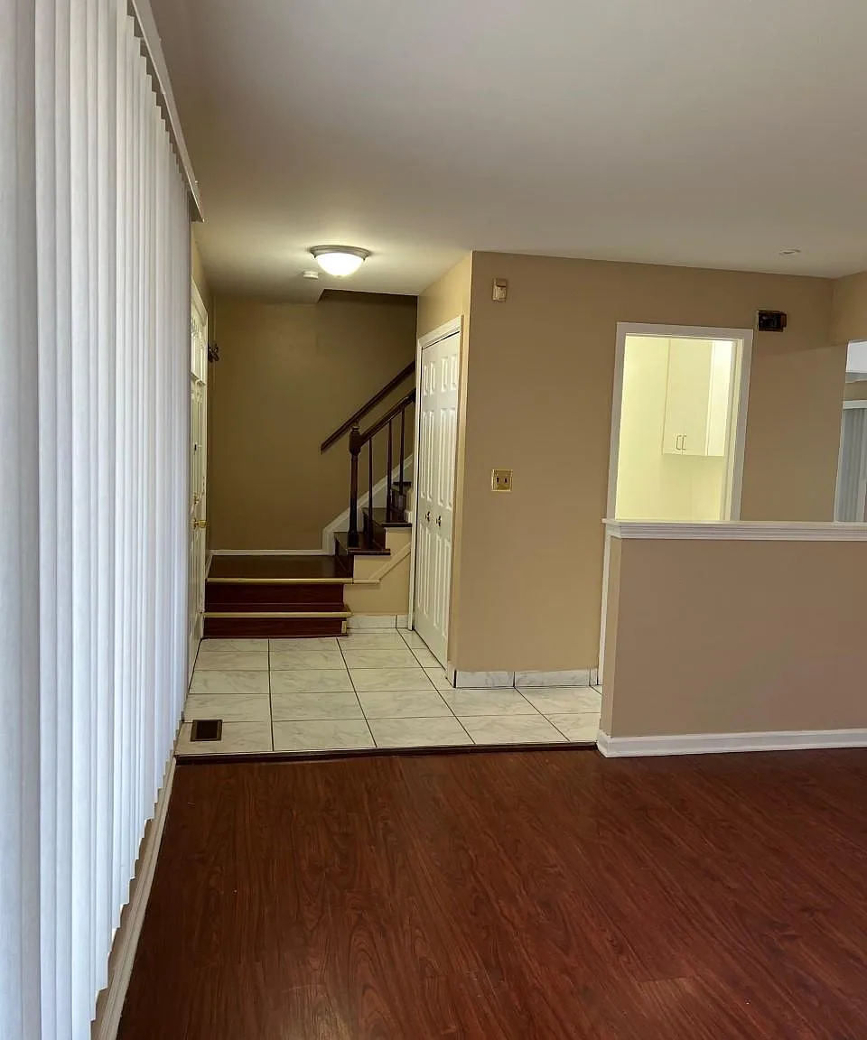 33923 Ryan Rd — Photo 3