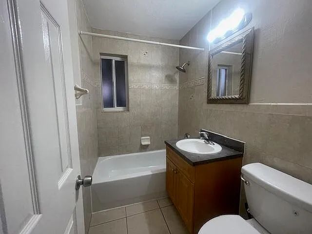 400 Metcalf Ct — Photo 36