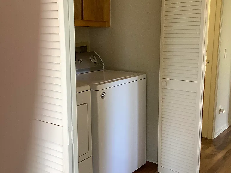 604 N Bagby Dr #A — Photo 17
