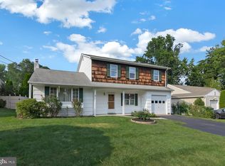 6 Winnipeg Ln, Lawrence Township, NJ 08648