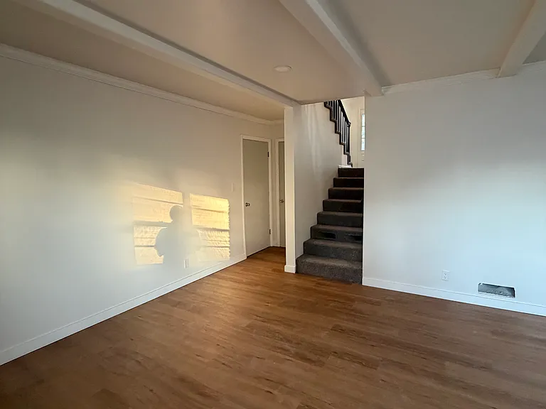 5431 E 39th St S — Photo 10