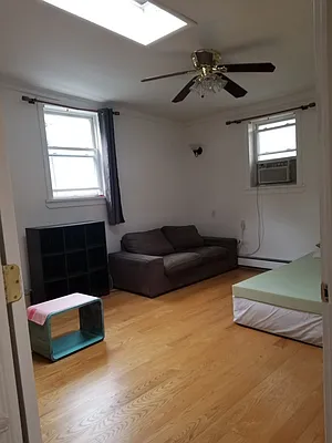 Rented by Oxford Property Group | media 11