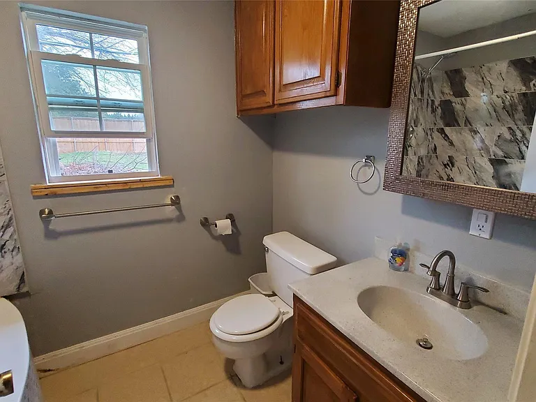 204 Alice Dr — Photo 10