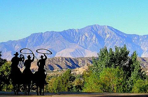 Juniper Ave, Morongo Valley — Photo 2