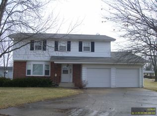 205 Richfield Ln, Geneva, IN 46740