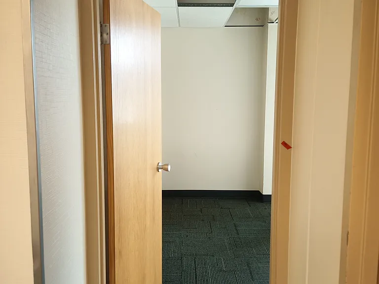 412 W Center St #305 — Photo 9
