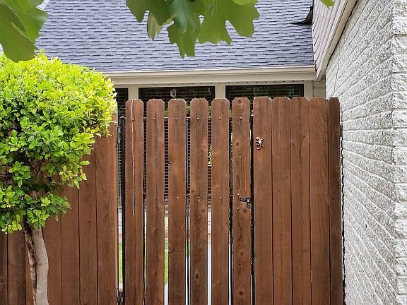 Front Gate into Courtyard