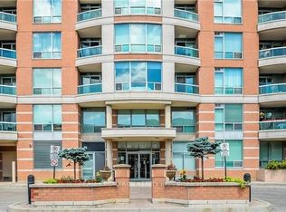 745 New Westminster Dr #905, Vaughan, ON L4J8J9