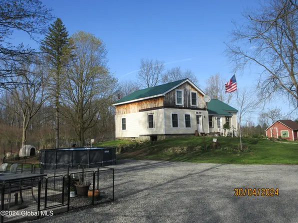 490 Geer Road, Hudson Falls, NY 12839