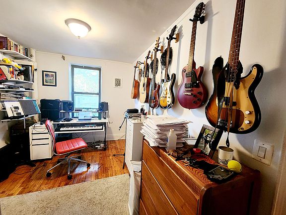 5th image of 725 4th Ave APT Jj4