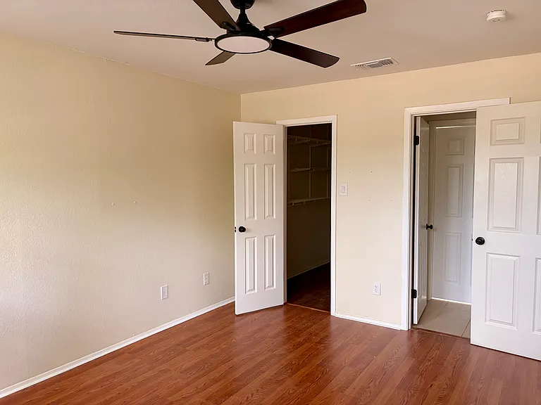 8301 Bradford Edward Cv — Photo 21