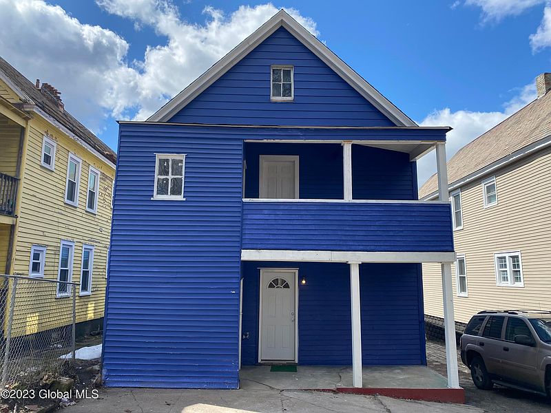 4th image of 641 Crane Street