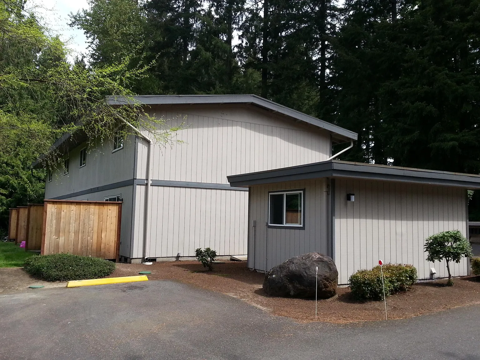 2 bed, 1.5 bath, 1000 sqft, $1,500 — Photo 3