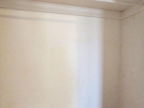 5th image of 1042 Irving St #2