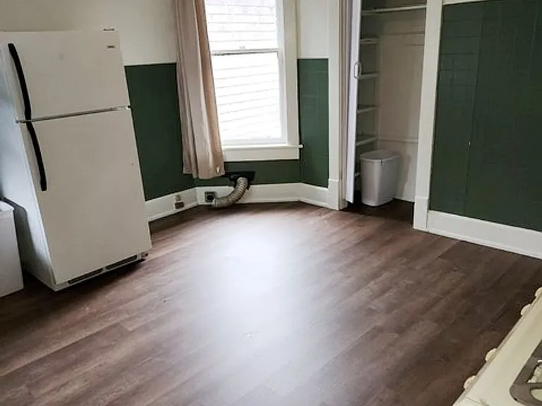 609 Pine St #611 — Photo 8