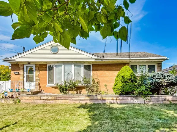 3930 Jerome Ave, Skokie, IL 60076