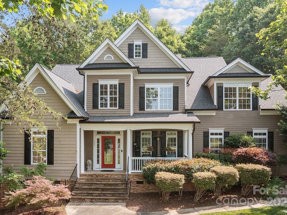 1st image of 154 Hunters Hill Dr