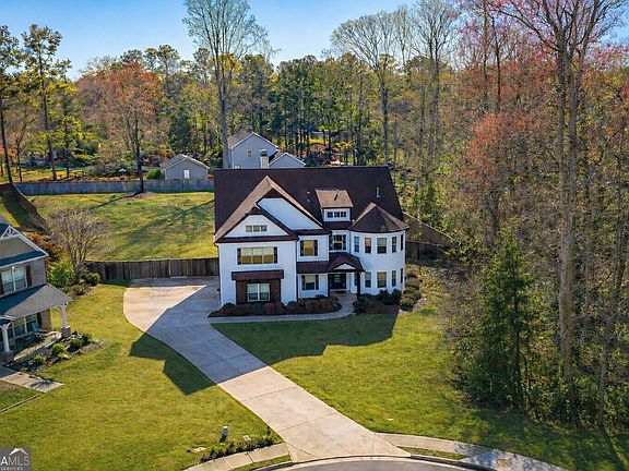 3rd image of 2813 Carrick Ct