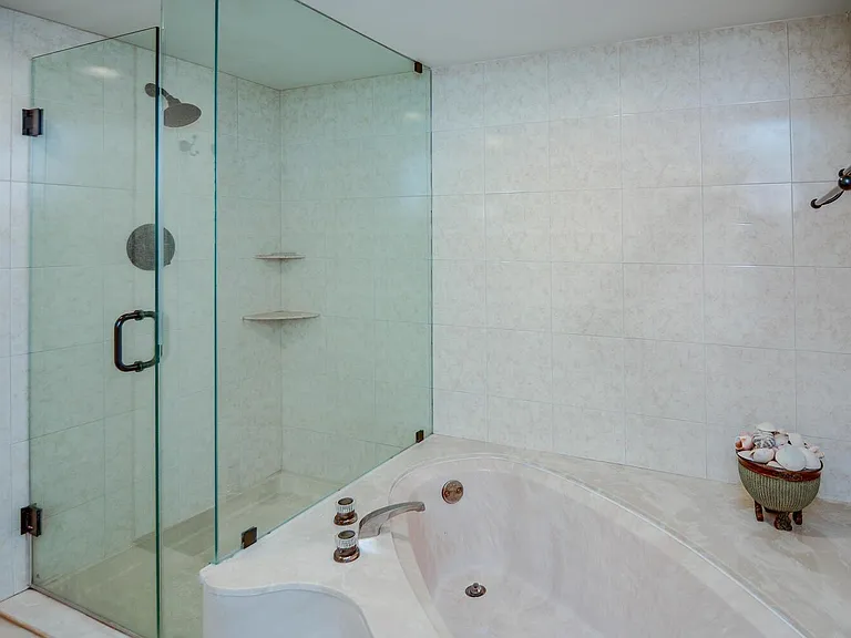 4200 N Ocean Dr #2-605 — Photo 20