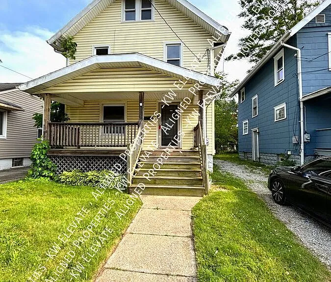 134 E Mildred Ave — Photo 1