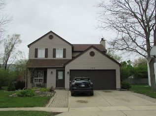732 Burning Trl, Carol Stream, IL 60188
