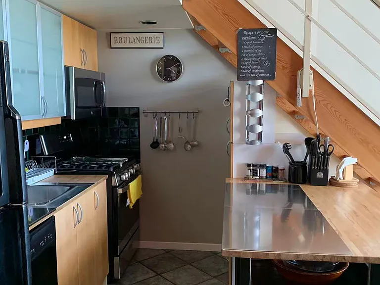 933 Seymour St #39 — Photo 5