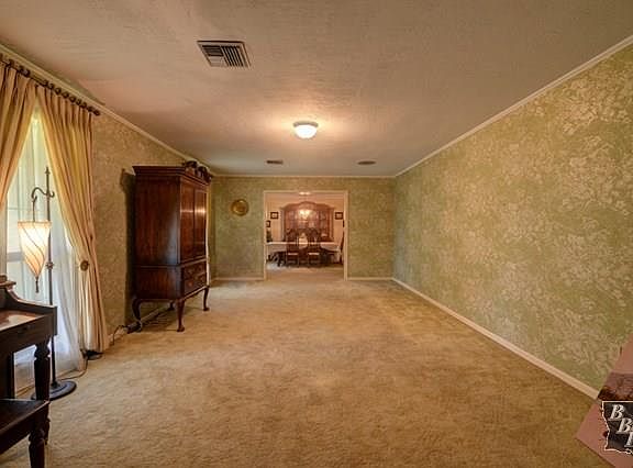 5th image of 2337 Saint Mary St