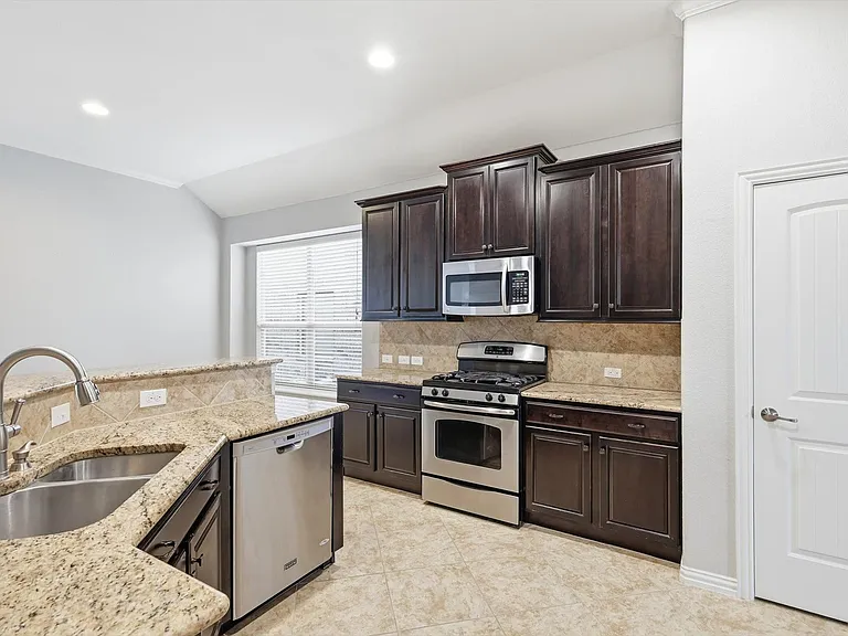 3513 Durango Root Ct — Photo 15