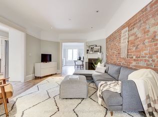 127 Farnham Ave, Toronto, ON M4V 1H7