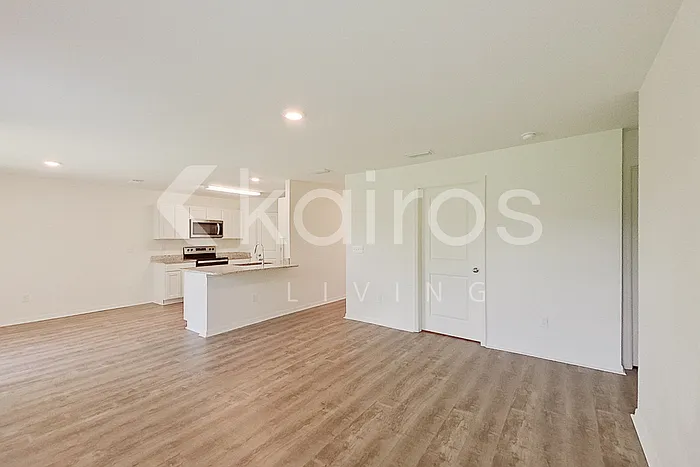18354 Koala Ave — Photo 5