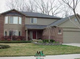 51586 Promenade Ln, New Baltimore, MI 48047