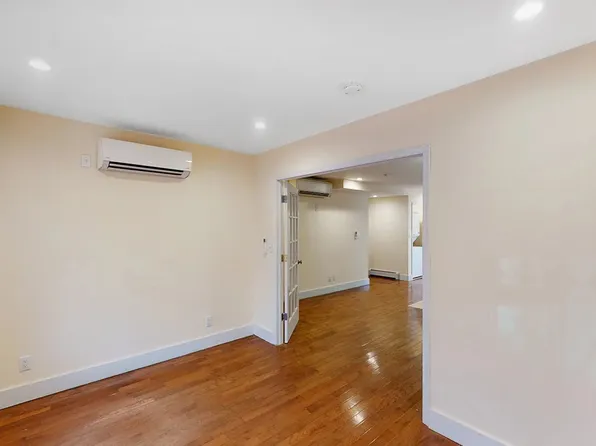 780 Quincy Street image 4 of 14