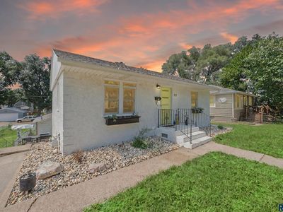 717 N Blauvelt Ave, Sioux Falls, SD, 57103