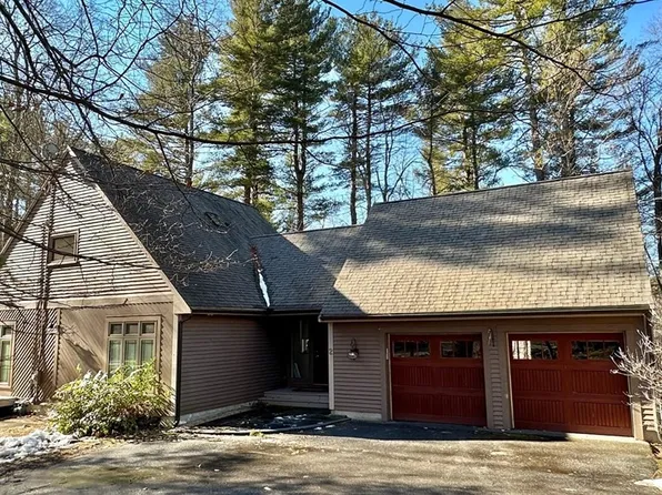 2 Willow Rd, Harvard, MA 01451