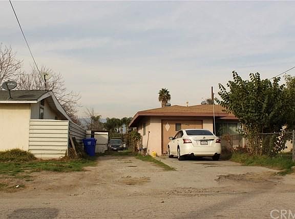 4th image of 1434 Gould St