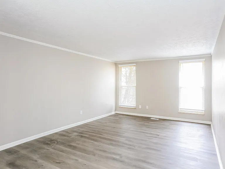8291 Ontario Ln — Photo 9