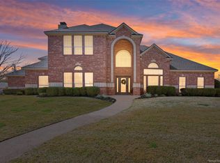 319 Winding Creek Ln, Mc Gregor, TX 76657