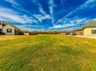 240 Mandalay West Dr, Houma, LA 70360