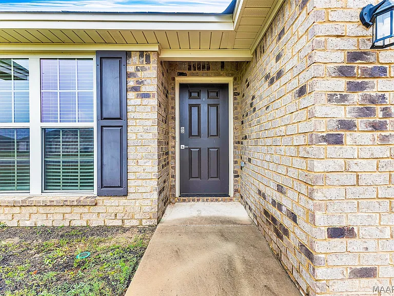 1823 Landing Pl — Photo 3